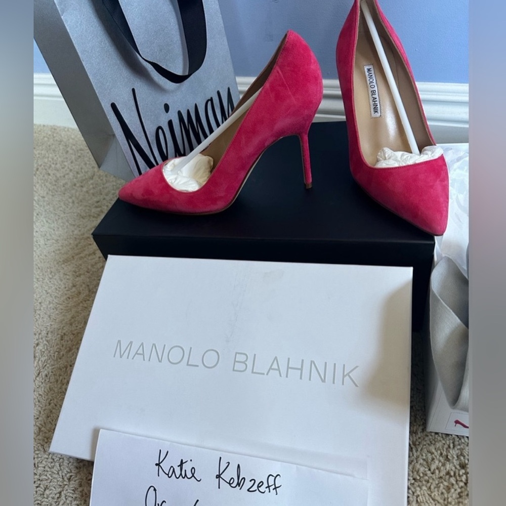 BNIB Manolo Blahnik BB 90MM Suede Pumps in Pink size 36